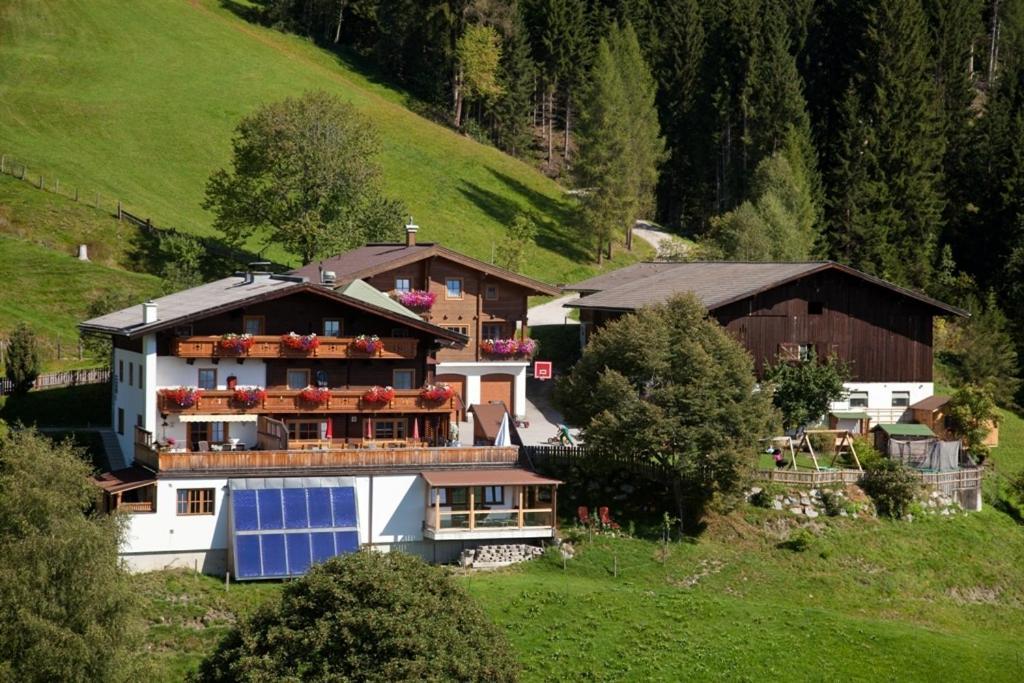 Berggasthof-Ferienbauernhof Habersatt Altenmarkt im Pongau Dış mekan fotoğraf